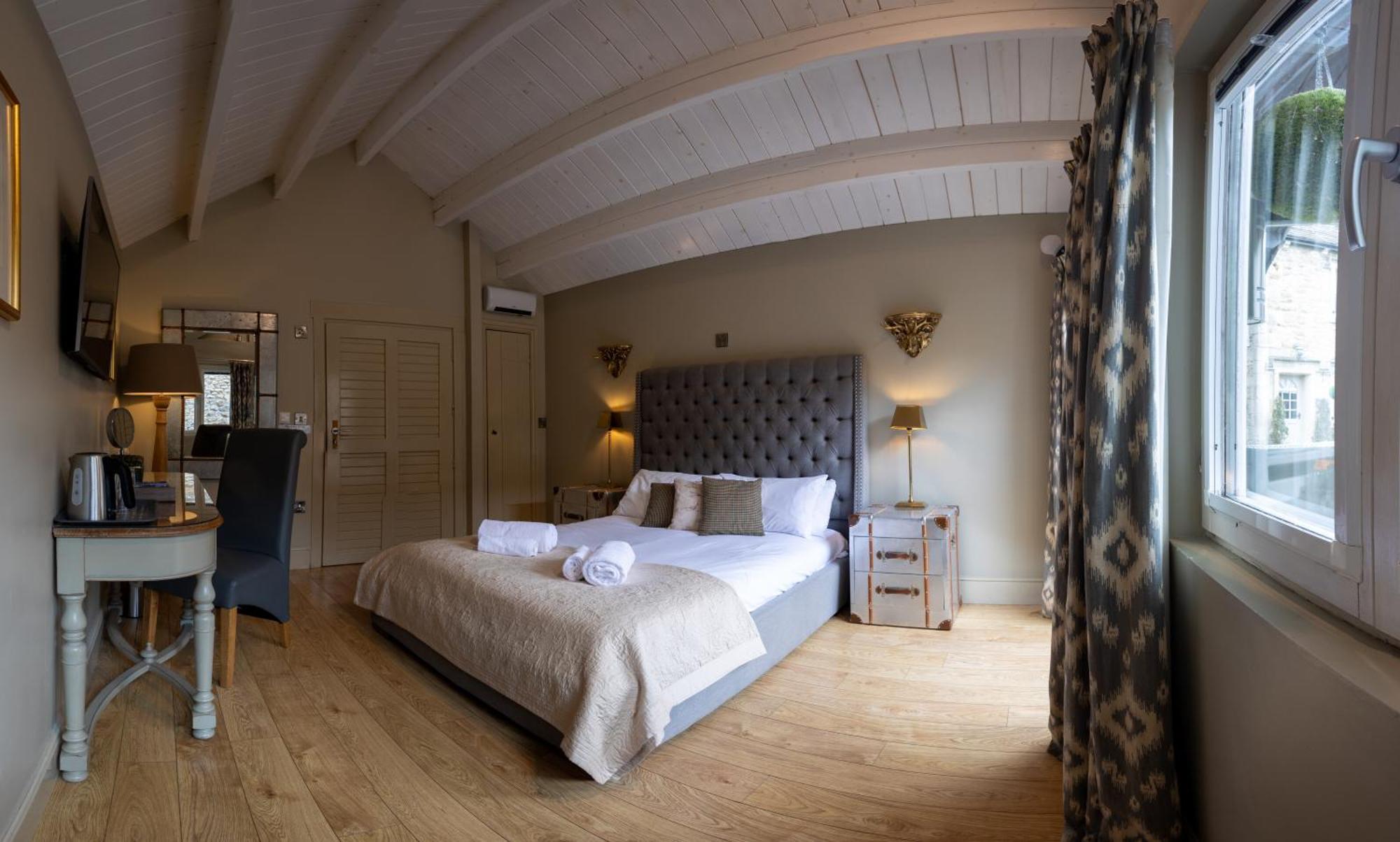 The Lower Buck Inn Клитеро Екстериор снимка