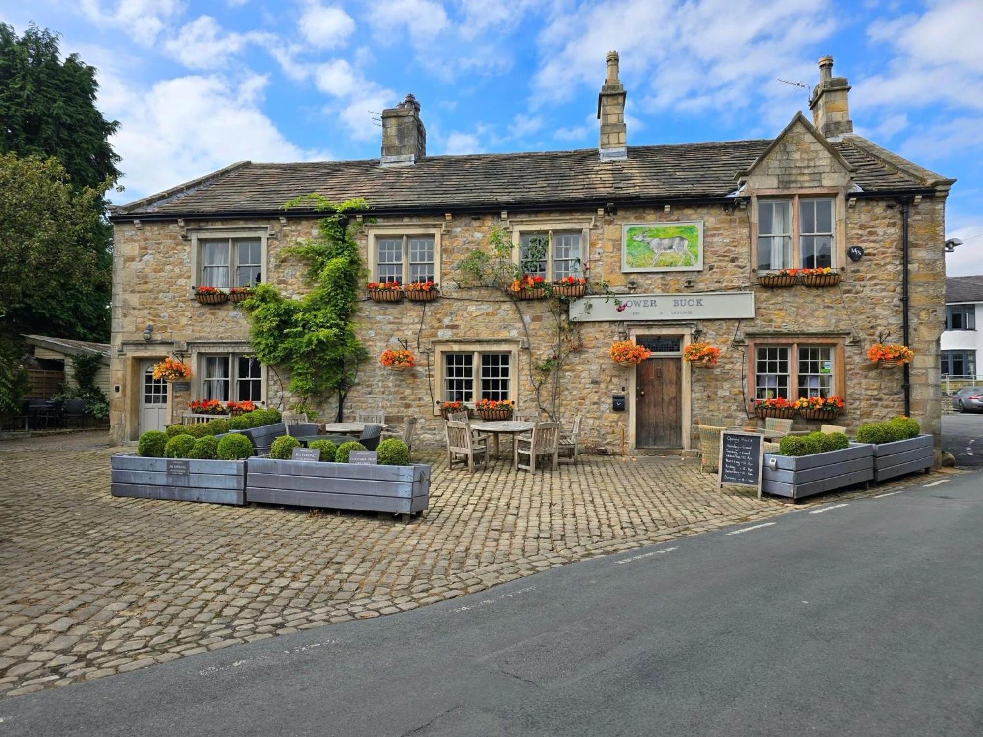 The Lower Buck Inn Клитеро Екстериор снимка